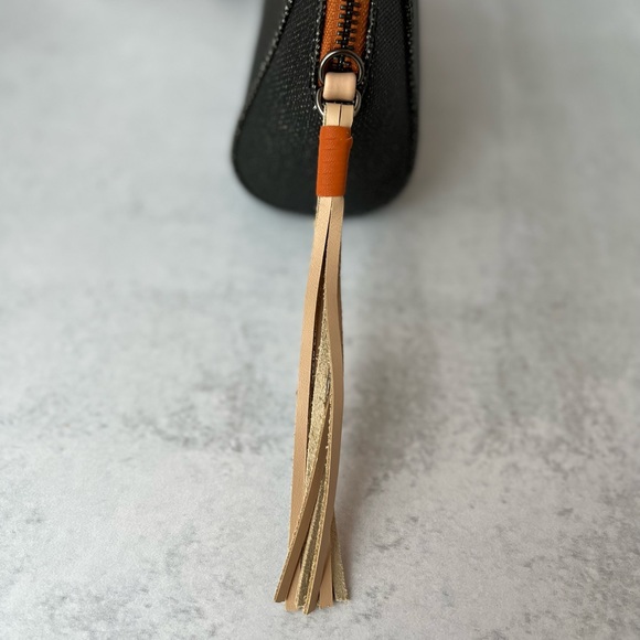 Sherpani Vibe Crossbody Bag - NEW - Picture 6 of 9